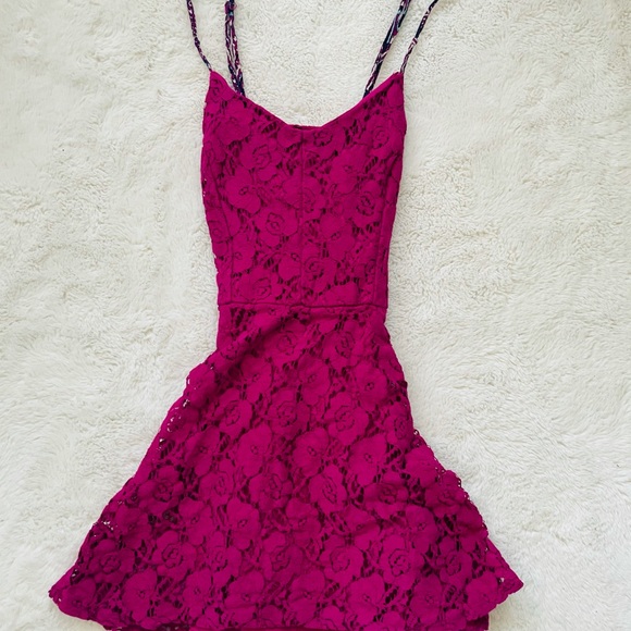 *CUTE DRESS LOT* - Picture 5 of 8